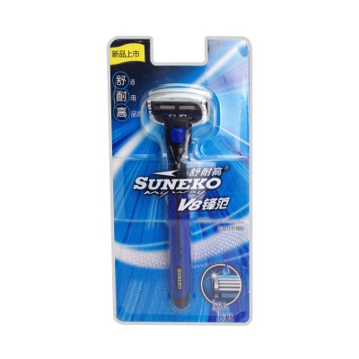 D930L triple blade system razor with replacement blades